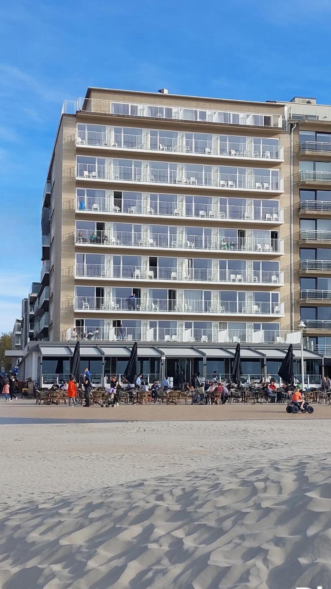 Hotel Sandeshoved Zeedijk Ньивпорт Экстерьер фото